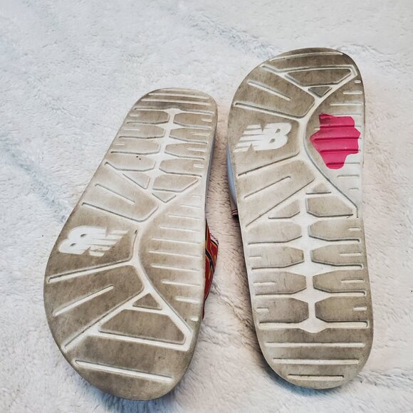 New Balance White Red Big League Chew Baseball Artsy Summer Fun Slides Sandals 9 - Picture 9 of 11